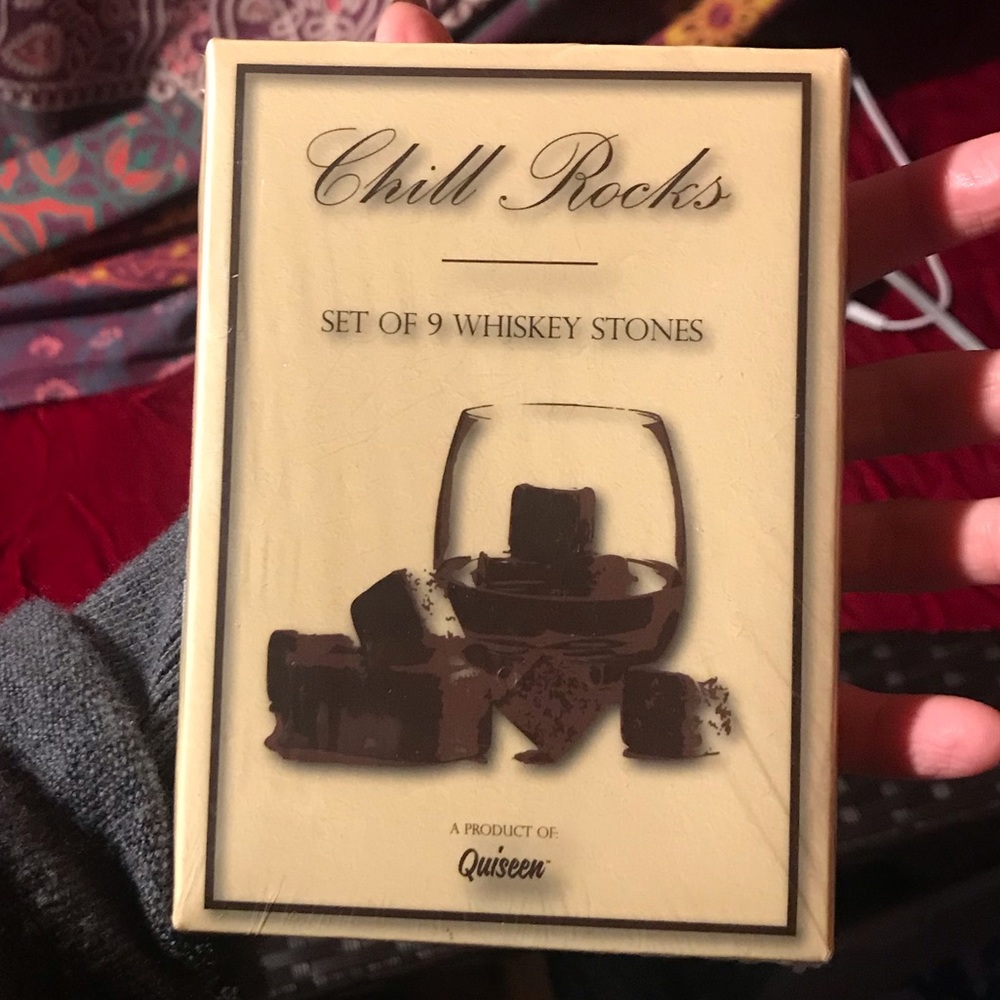 Whiskey Rocks 🥃 - Picture 3 of 3